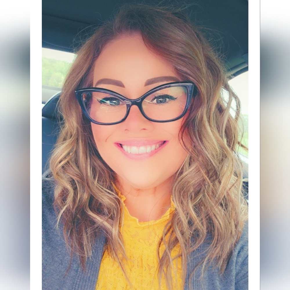 Meet your Posher, Stacy